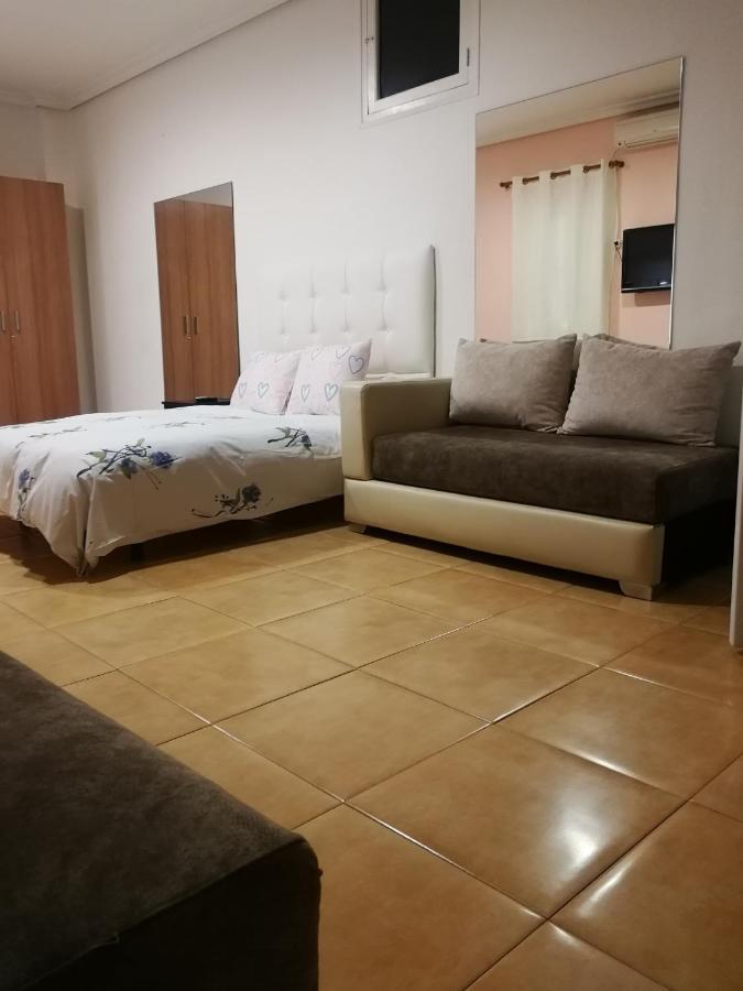 Pension Navarra Madrid Bagian luar foto