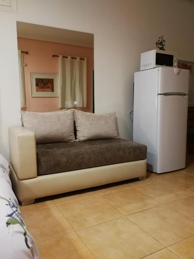 Pension Navarra Madrid Bagian luar foto