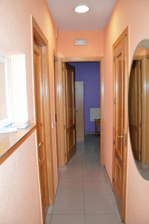 Pension Navarra Madrid Bagian luar foto