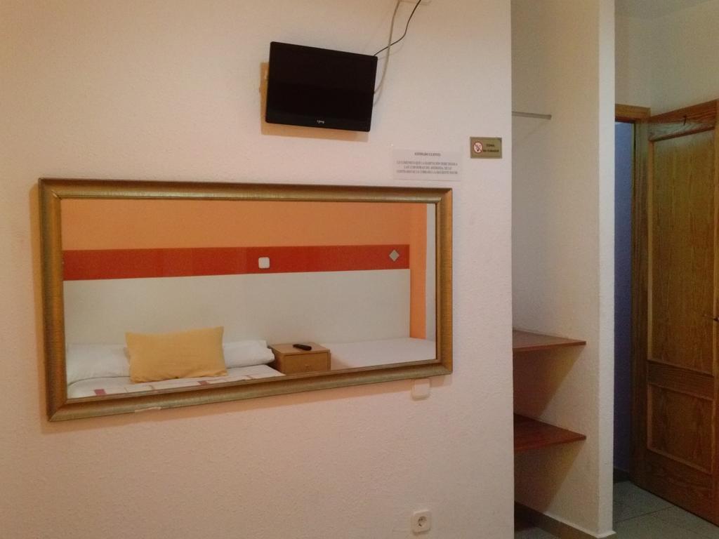 Pension Navarra Madrid Ruang foto